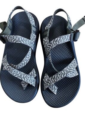 Chaco Z/Cloud Sandals Olive Green and Black Outdoor Sandals w/Adjustable Straps